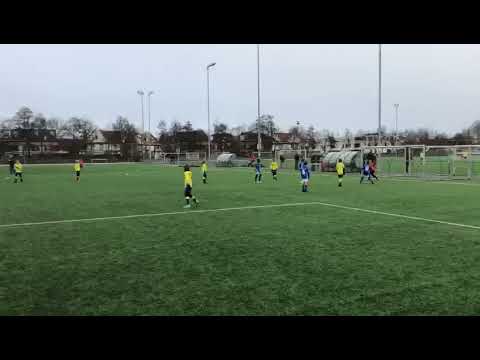 Impressie van het kampoenschap van SO Soest JO11-1 op zaterdag 18 december 2021