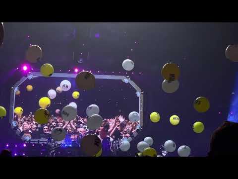 KISS Shandi - KISS End Of The Road World Tour Qudos Bank Arena Sydney Olympic Park N.S.W 26/8/22