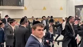 מחרוזת אנרגטית לכבוד  לג בעומר יוסל לייפער & נחמן בזאנסון #music