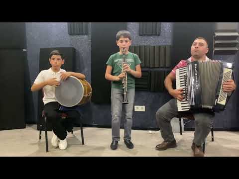 Alik Ziroyan - klarnet , ashxarhums inch kuzei