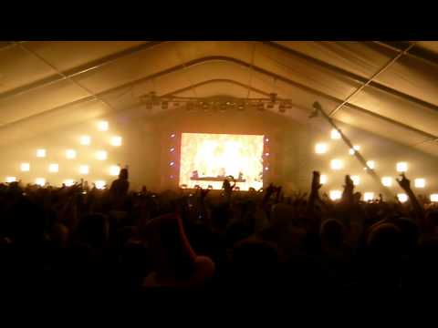 Calvin Harris - Babylon @ Beyond Wonderland 2011
