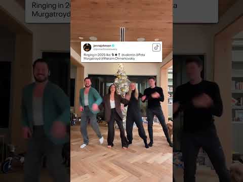 Dancing into 2025 with these #DWTS professionals 🌟