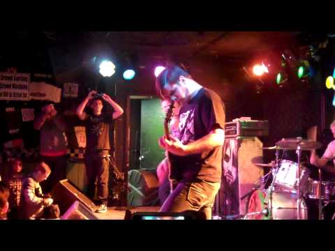 KNIFE FIGHT @ CHAIN REACTION 6/12/2010