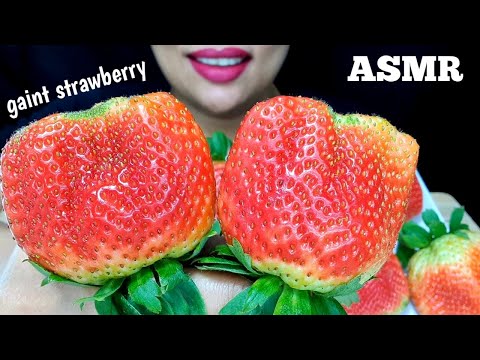 ASMR:GAINT STRAWBERRIES FRUIT PLATTER(EATING SOUND)NO TALKING||ZAKIA-ASMR