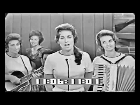 It Keeps Right On Hurtin' - Anita Carter