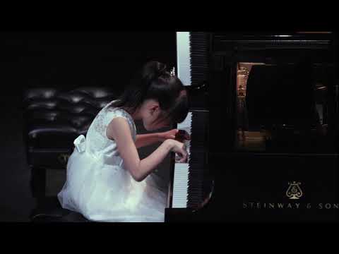 Gala Concert 180602   04 Rebecca Sun   The Swiss Cuckoo