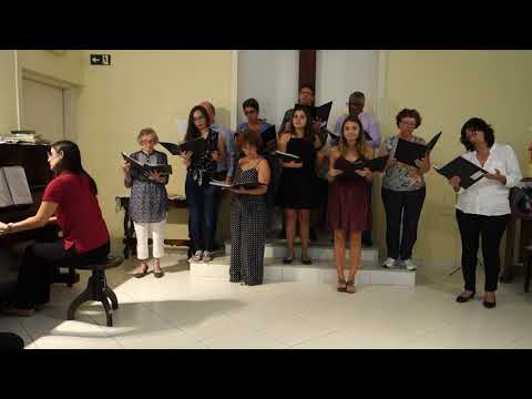 Tão Humilde ao nascer - Coral da Capela de Cristo