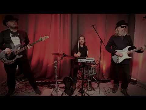 Film music band El Dorado rocks Misirlou