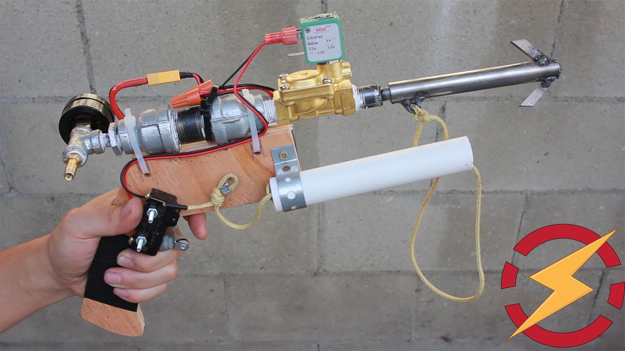 Awesome Homemade Grappling Hook Gun