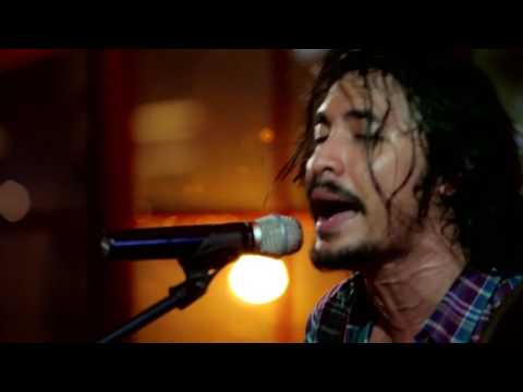 Ello - Buka Semangat Baru (Live at Music Everywhere) **
