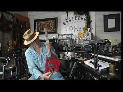 BootLegger Guitar Spade Gibson Scale 24.75 Headless Guitar With Case 2022 Black image 11
