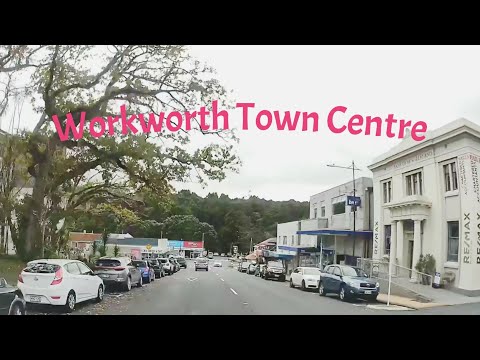Drive and Discover: Unveiling Warkworth's Town Centre