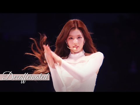 Sana 'Decaffeinated' in JAPAN MUFG STADIUM- TWICE THIS IS FOR WORLD TOUR #sana #twice 