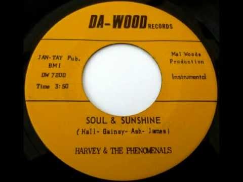HARVEY & THE PHENOMENALS - Soul & Sunshine