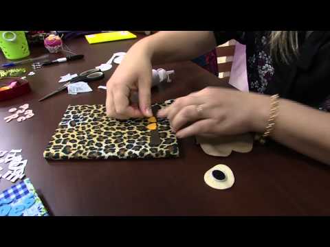 Mulher.com 13/05/2014 - Caderno coruja feltro por Tania Vietro