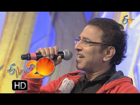 Vandemataram Srinivas Performance - Palleletla Kadulu Song in Karimnagar ETV @ 20 Celebrations