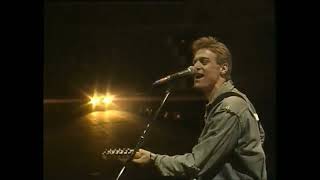 Roger Waters &amp; Bryan Adams - Young Lust (The Wall Live at Berlin, 1990).