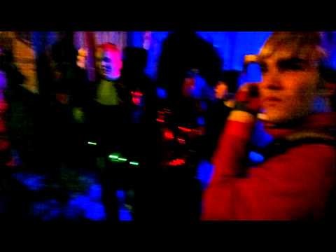 Karnaval 2011 - monjdag oën den blompot tegen de meirend op