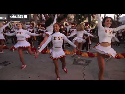 tusk   USC Song Girls, Nov. 5, 2022