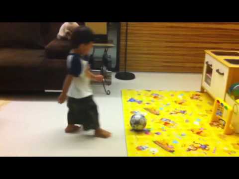 Wayne Gabriel Quek - and it's a GOAL