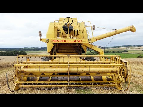 New Holland Clayson 1530 combine harvesting Barley | Harvest Season 2023