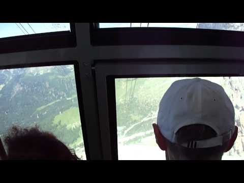 Discesa in funivia da Cima Rosetta - Pasquale e Lucia Vitale Luglio 2010