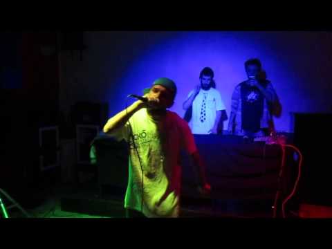 Maury B-50 MC'S LIVE @ RISE AGAIN ON FRIDAY JAM CLP 31-3-2017