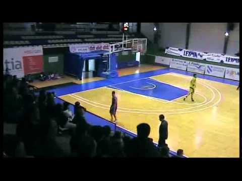 ADECCO PLATA J15 Leyma B. Coruña, 63 - ADT Tarragona, 81