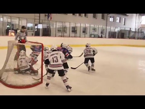 7.2.2016  Slovan - Piráti Chomutov 2.třet. (7:7)