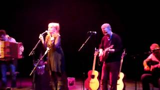 Eddi Reader - The Moon Is Mine (Manchester 2012)