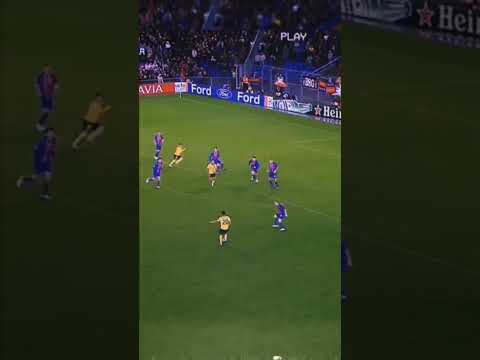 This Dani Alves no look pass 👌