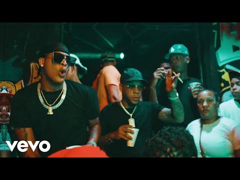 Quimico Ultra Mega, Yomel El Meloso - La Tota (Video Oficial)