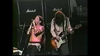 Red Hot Chili Peppers - Bunker Hill + Long Gone [Live, Stockton Civic Auditorium - USA, 1998]