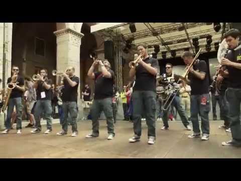 Official video SassinFunky Street Band - Umbria Jazz 2014