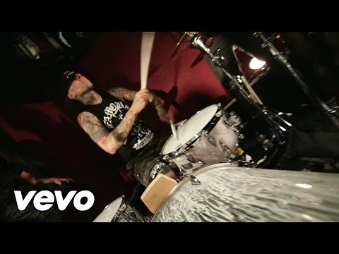 Travis Barker & Yelawolf - 6 Feet Underground