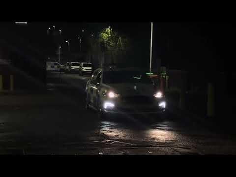 Gwent polices ford mondeo dog unit car leaving with a light demo