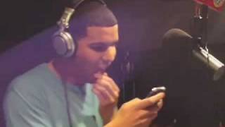 Funkmaster Flex Explodes during Drake freestyle 4/13/10
