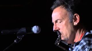 Bruce Springsteen - 2014-05-23 Pittsburgh - Further On Up The Road (solo acoustic)