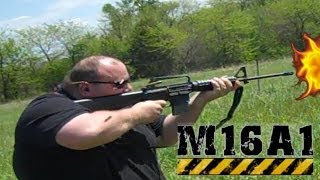 preview picture of video 'Shooting an M16A1.'