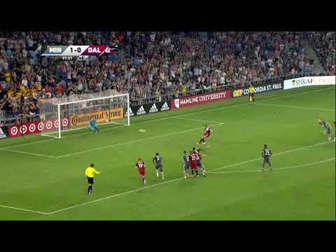 SAVE: Vito Mannone absorbs Brandon Servania's scorcher