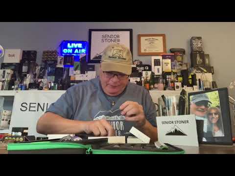 KANDYPENS RUBI POD DEVICE UNBOXING FIRST IMPRESSIONS AND DISCUSSION WE LOVE THESE WE FILL OURSELVES!