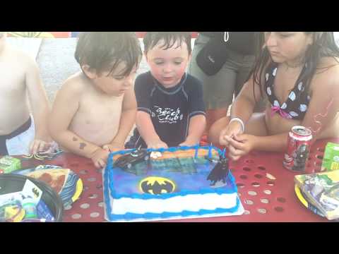 Seth's $th Bday Cake.MOV