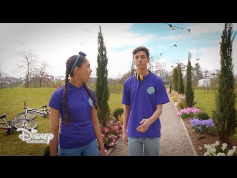 The Lodge - "Something About Me" di Jade Alleyne - Music Video