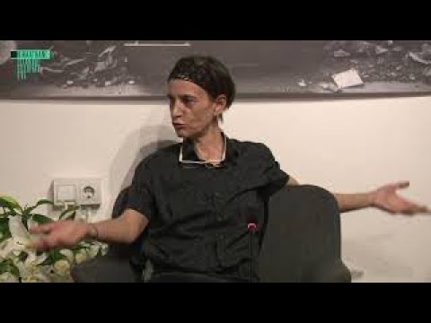 Birhan Keskin Kıraathane'de: "Bir Şairin Kitaba Yürüyüşü"