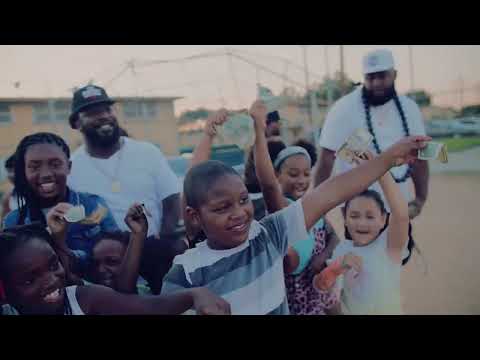 Freaky jay & Killa Twan ft MadMoody  Make It Out  dir @rendered useful OFFICIAL MUSIC VIDEO