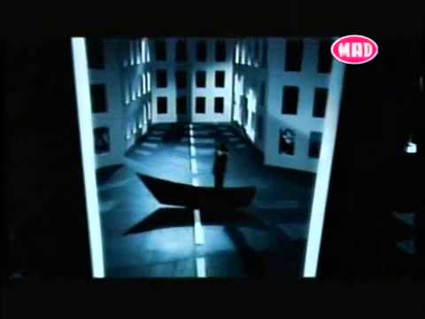 Video thumbnail for Στέλλα η Σμυρνιά (Stella I Smirnia)