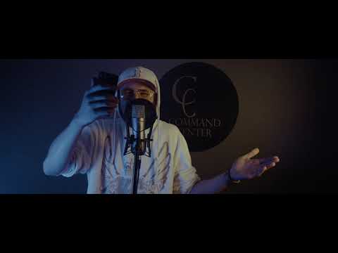 GIRO aka Hoody G #hot16challenge2 (prod. Ganja Agent Beats)