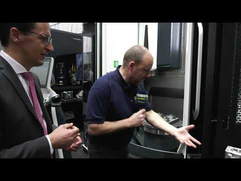 DMG MORI PH Cell – modular pallet handling with up to 40 pallets