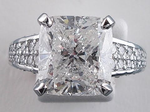 7.25 ctw Cushion Cut H SI2 Diamond Engagement Ring - BigDiamondsUSA