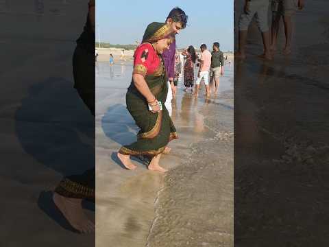 Samander mein kinara tu... 😍❤️❤️❣️#yutubeshorts #love 🤩#sortvideo #viralvideo#samundar 🙏